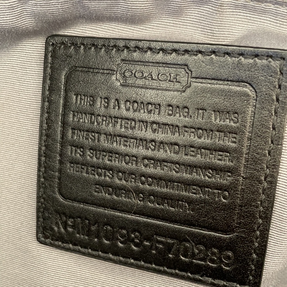4 Coach Bags - Picture 13 of 14